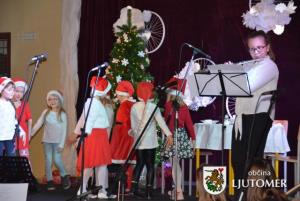 Božični koncert Osnovne šole Janka Ribiča Cezanjevci 6